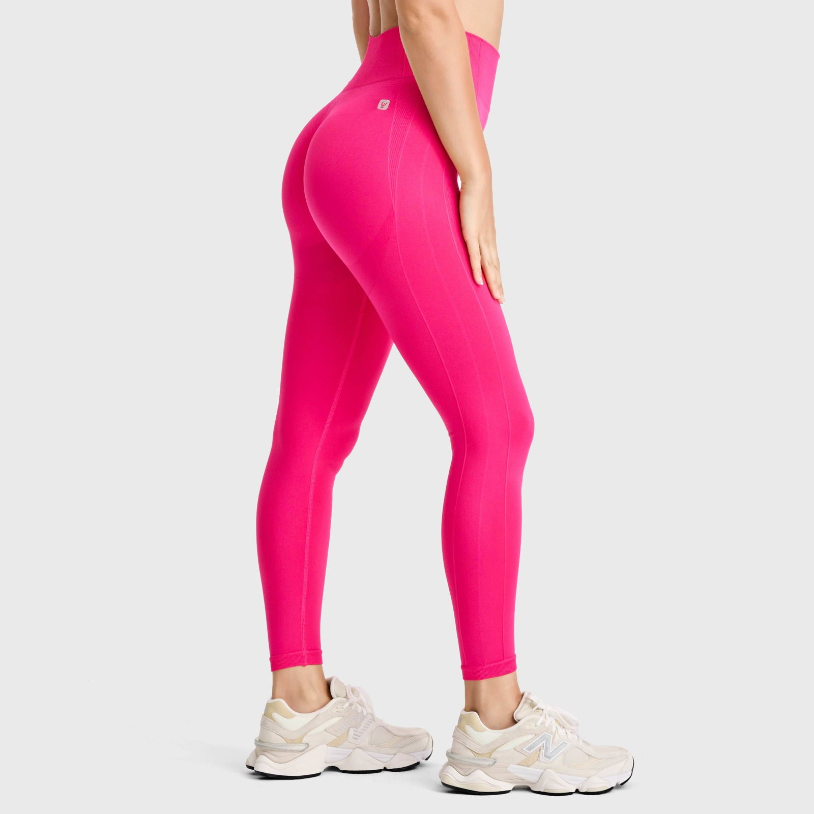 Seamless Active Leggings - High Waisted - 7/8 Length - Pink 1