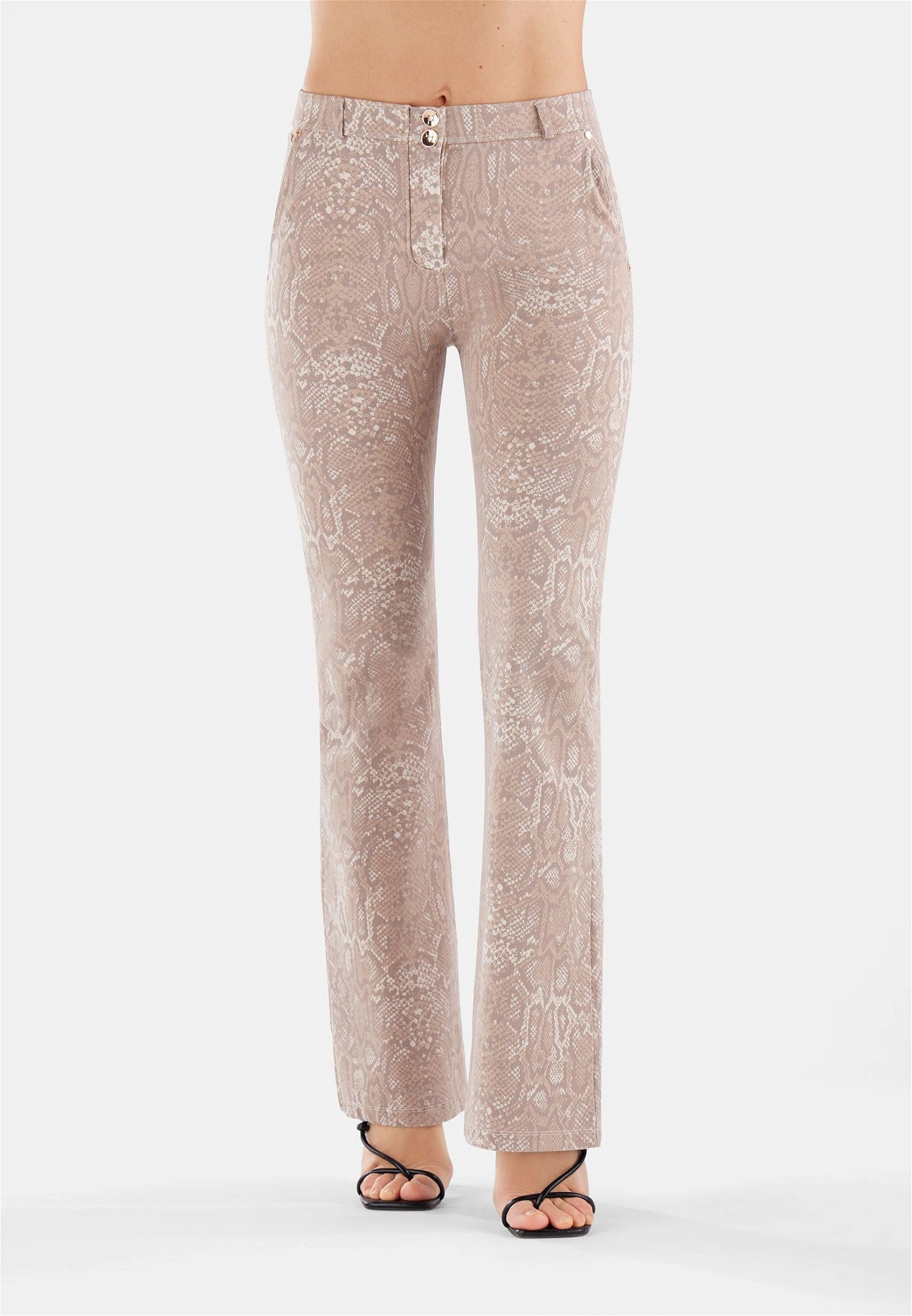 WR.UP® SNUG Jeans - 2 Button High Waisted - Straight Leg - Beige Snake Print 1