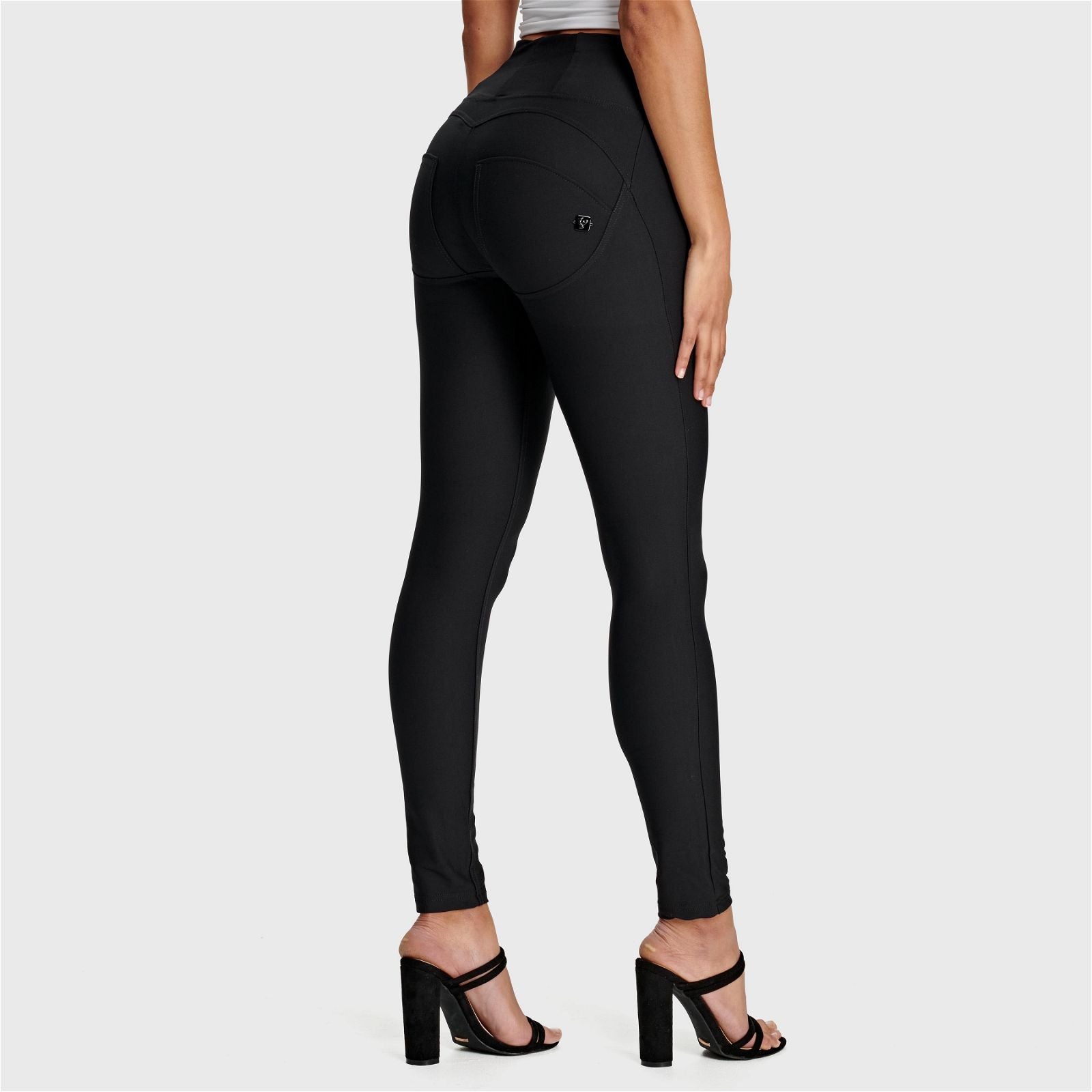 WR.UP® Thick Layered Diwo Pro - High Waisted - 7/8 Length - Black 2