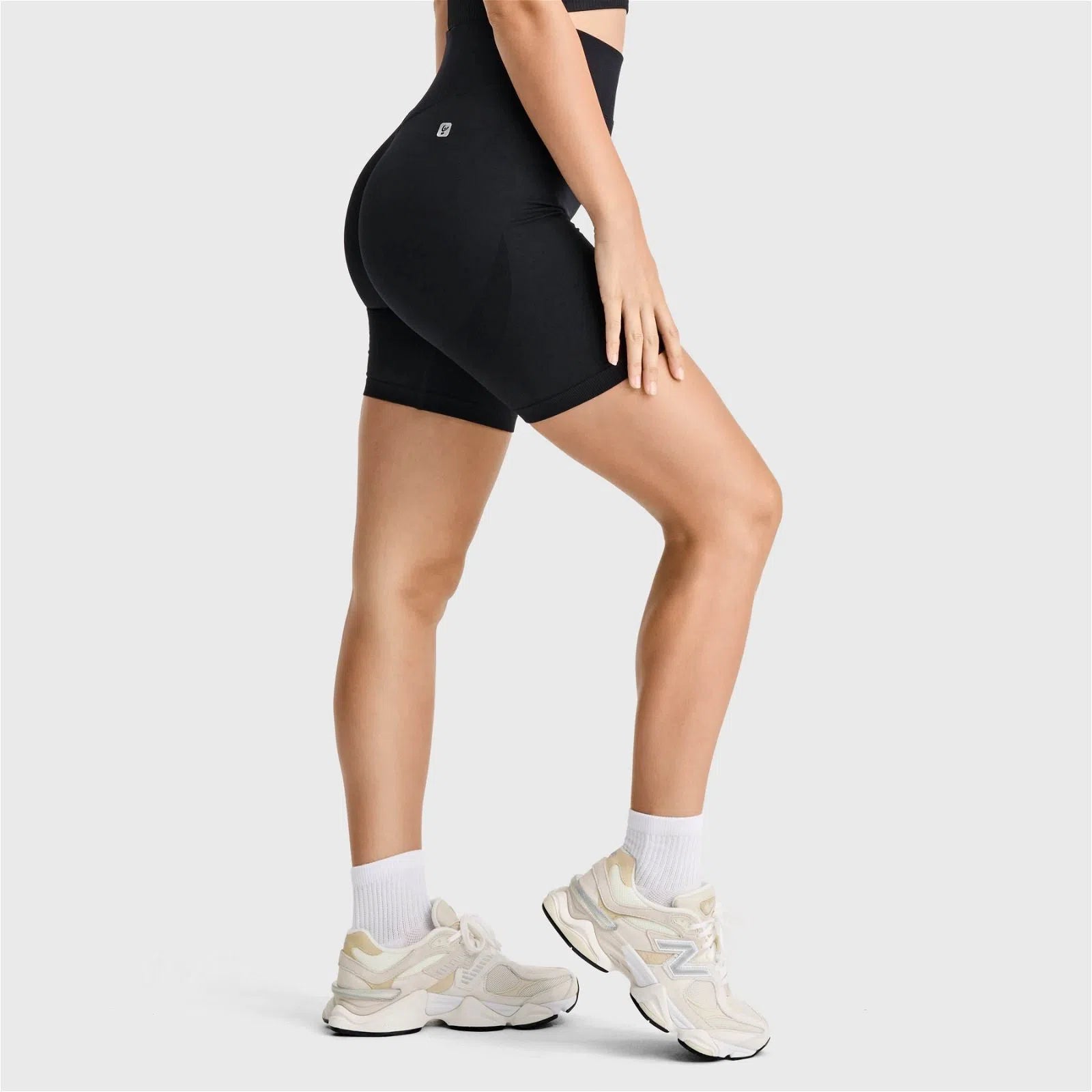 Seamless Biker Shorts - High Waisted - Black 1