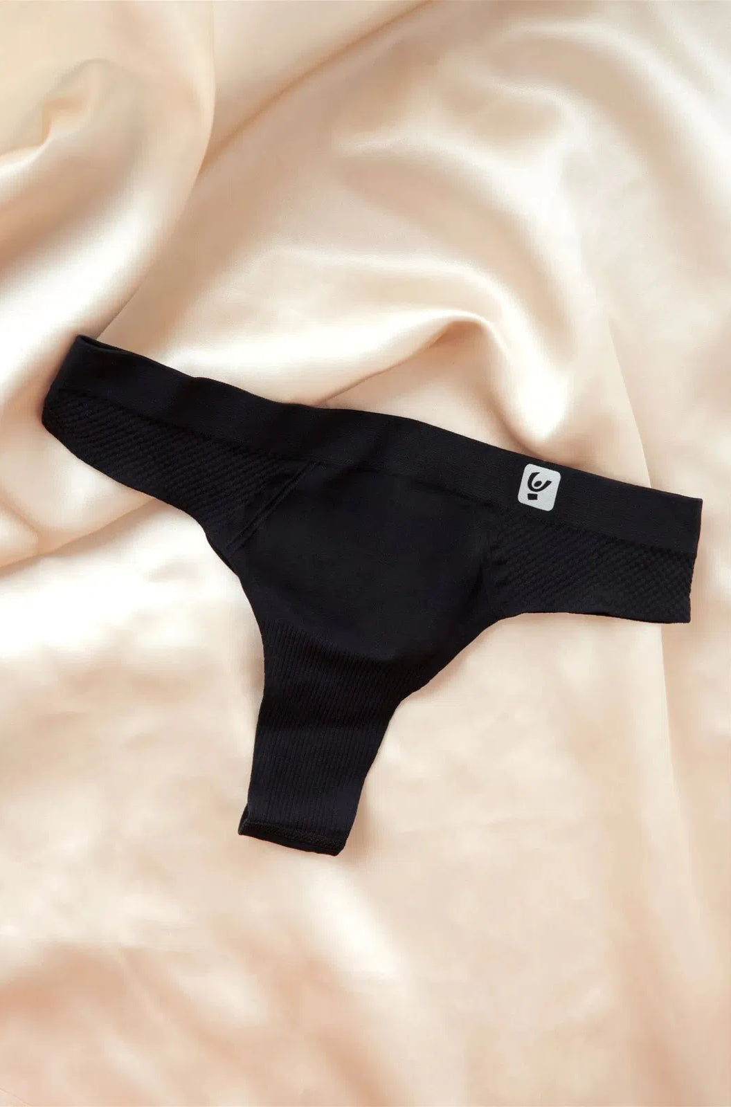 Seamless G String - Black