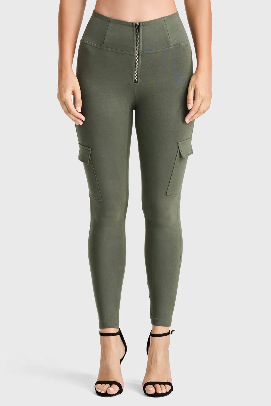 WR.UP® Cargo Fashion - High Waisted - 7/8 Length - Military Green 3