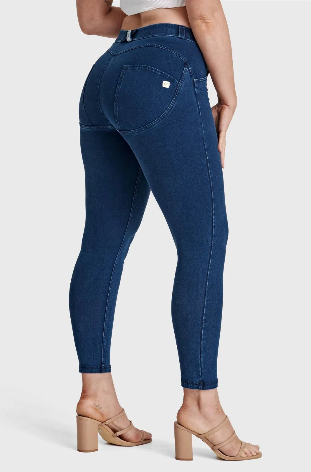 WR.UP® Curvy Denim - High Waisted - 7/8 Length - Blue + Blue Stitching