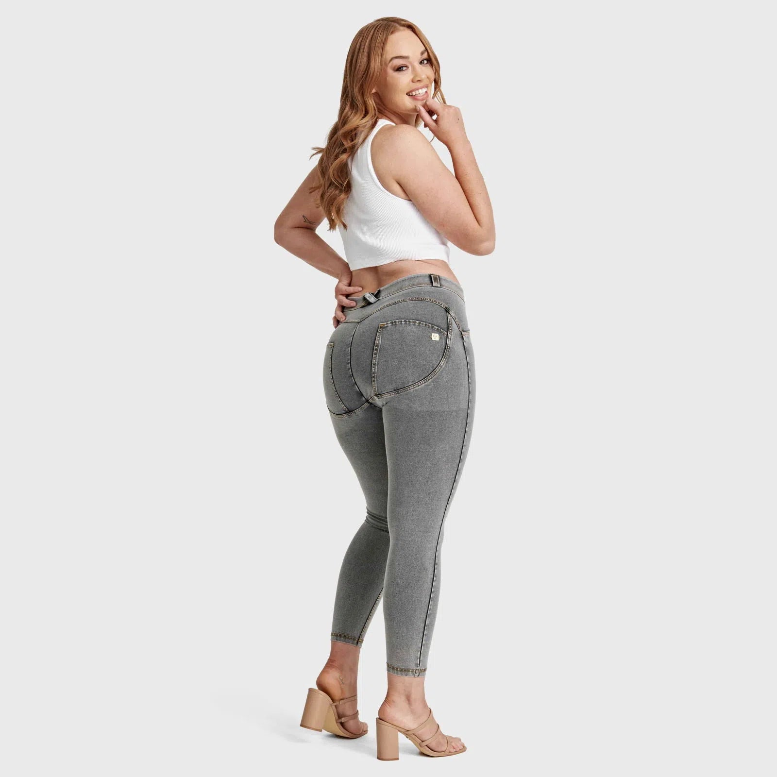 WR.UP® Curvy Denim - High Waisted - 7/8 Length - Grey + Yellow Stitching 2