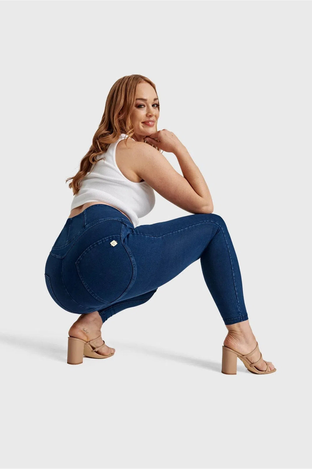 WR.UP® Curvy Denim - Zip High Waisted - 7/8 Length - Dark Blue + Blue Stitching 2