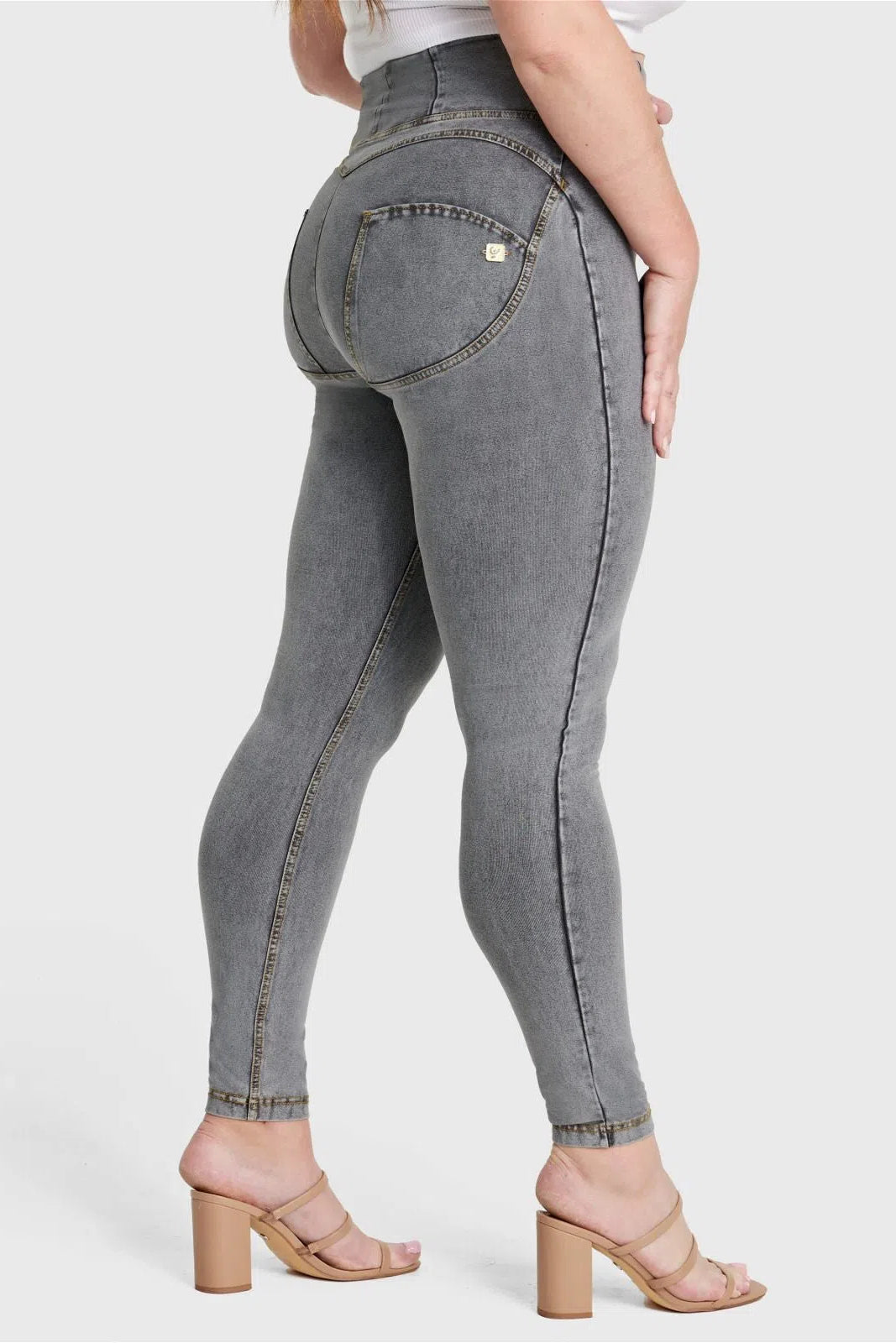 WR.UP® Curvy Denim - Zip High Waisted - Full Length - Grey + Yellow Stitching 1