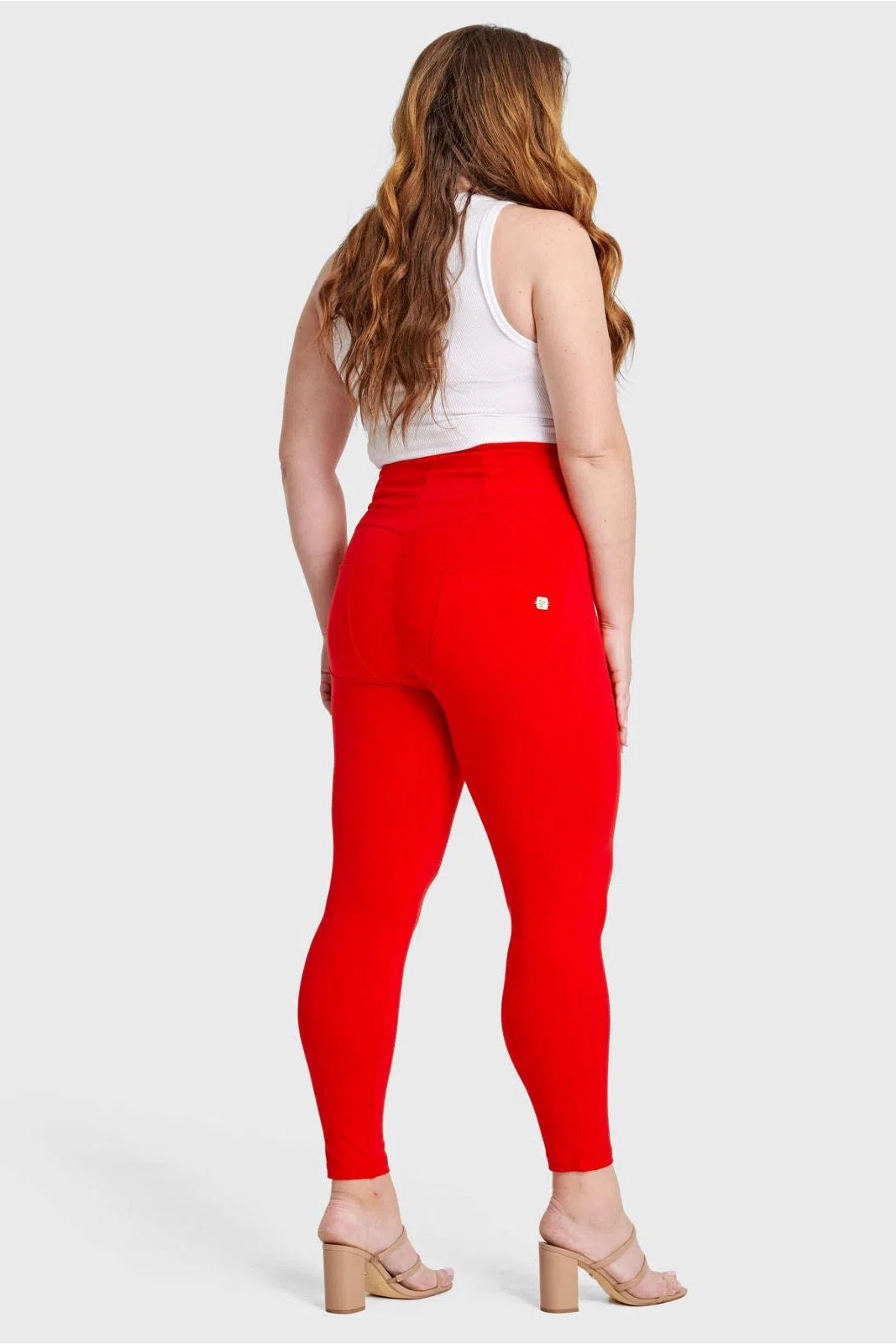 WR.UP® Curvy Fashion - Zip High Waisted - 7/8 Length - Red 3