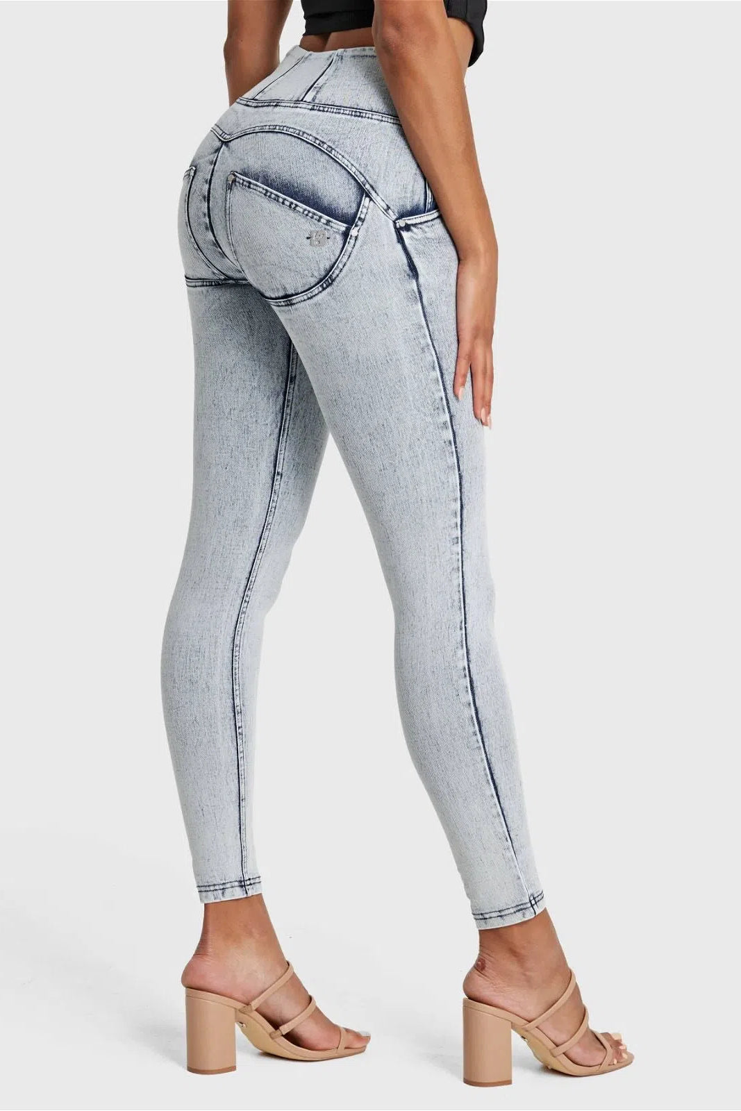 WR.UP® SNUG Jeans - High Waisted - Full Length - Acid Wash 2